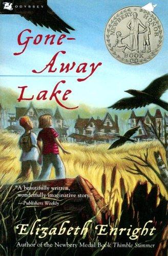 Elizabeth Enright: Gone Away Lake (Paperback, 2000, Turtleback Books Distributed by Demco Media)