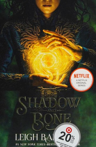 Shadow and Bone (Paperback, 2021, Imprint)